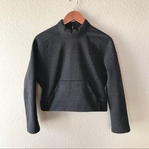 LULULEMON cropped sweatshirt